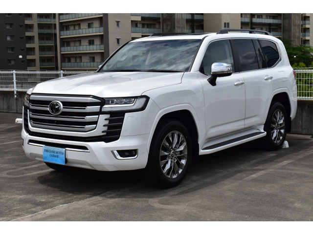 Toyota Land Cruiser 300 2