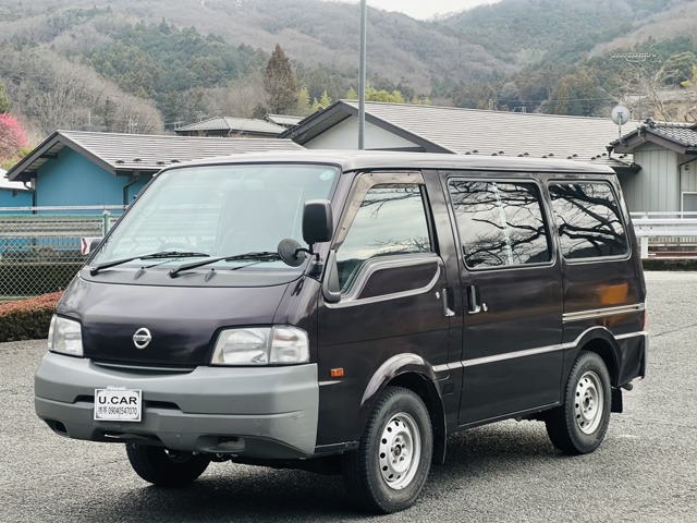 Nissan Vanette 1