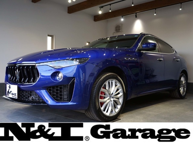 Maserati Levante 1