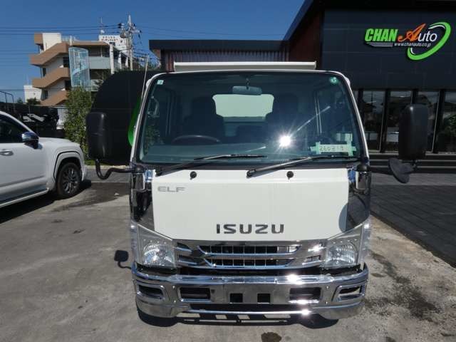Isuzu Elf 2