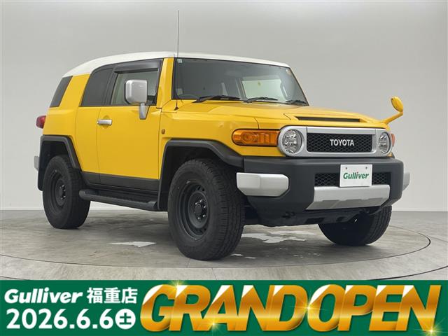 Toyota FJ Cruiser 2