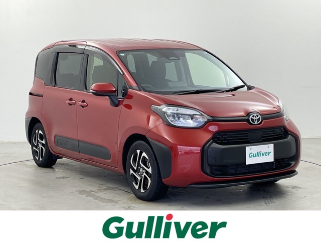 Toyota Sienta 1