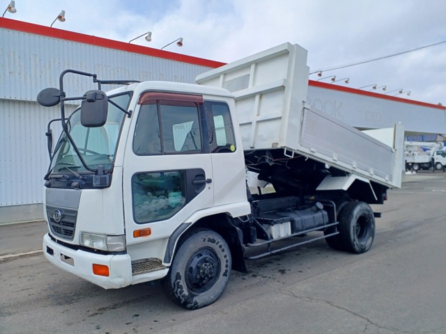 Nissan Condor 1