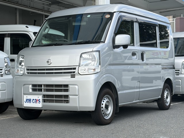 Nissan NV100 Clipper 1