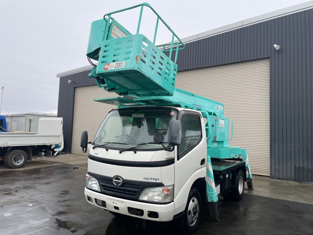 2008 Hino Dutro