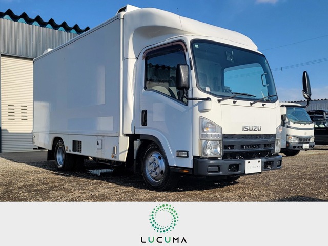 Isuzu Elf 1