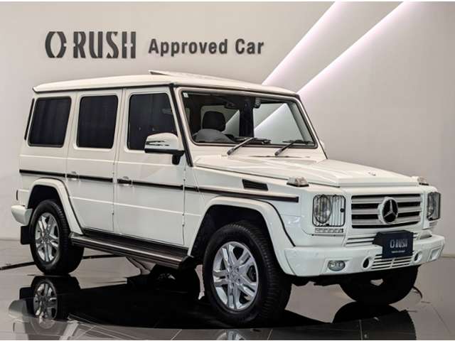 Mercedes-Benz G-Class 1