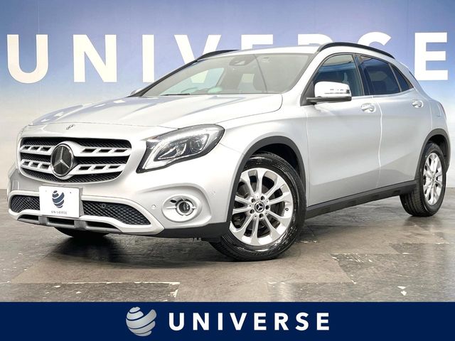 Mercedes-Benz GLA-Class 1
