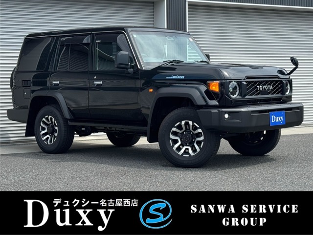 Toyota Land Cruiser 70 2