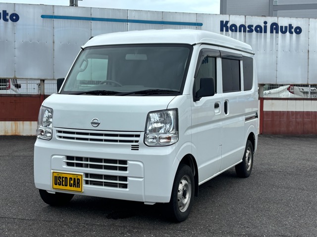 Nissan NV100 Clipper 1