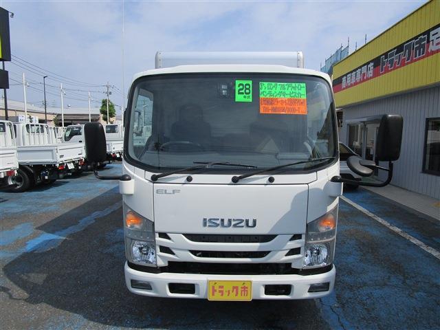 Isuzu Elf 1