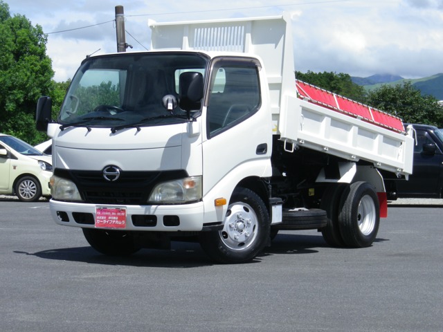 2011 Hino Dutro