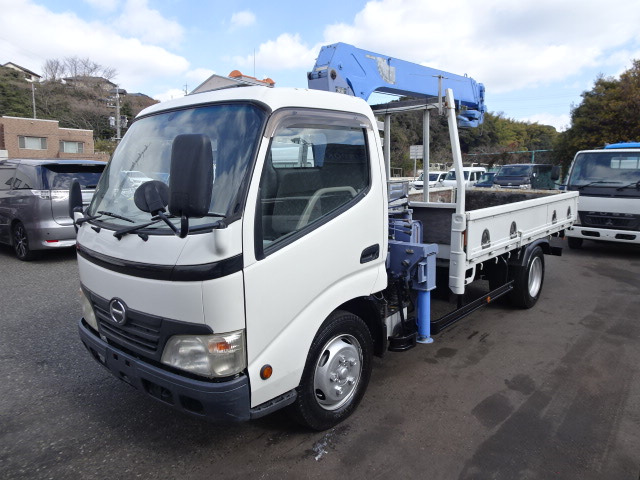 2008 Hino Dutro