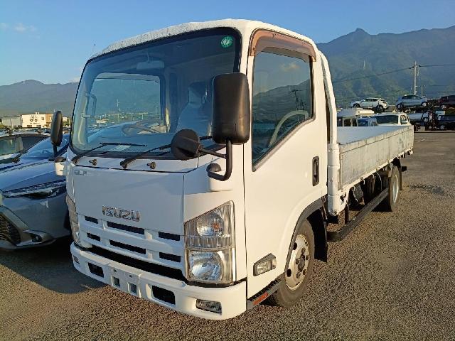 2011 Isuzu Elf