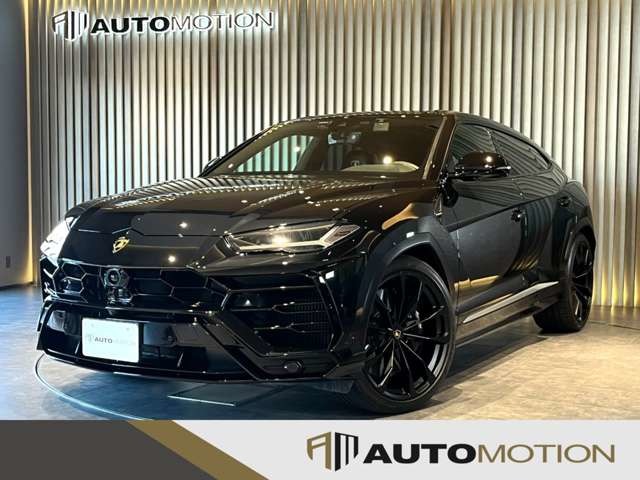 Lamborghini Urus 4.0 4WD Nero Helene / left-hand drive / panoramic roof / 3D Bang & Olufsen / 23-inch Taigete all-weather wheels / TV / highway package / urban package / rear seat entertainment / Q-citura leather / ventilation