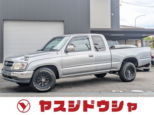 2003 Toyota Hilux