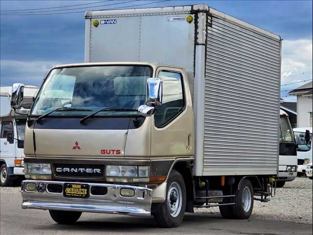 Mitsubishi Fuso Canter Guts 1