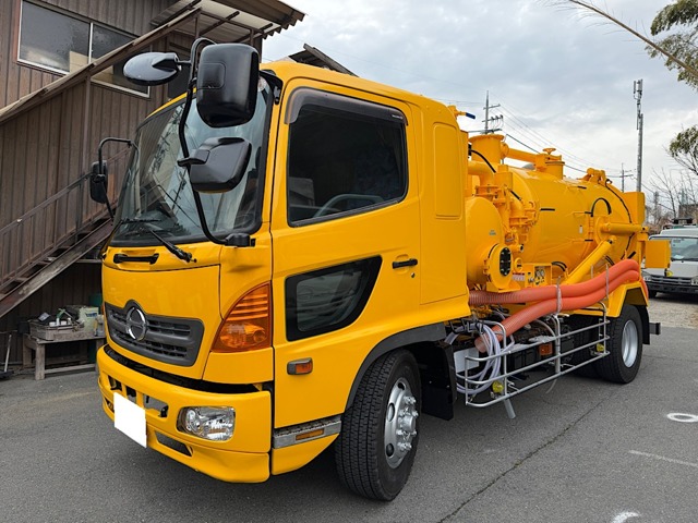 2002 Hino Ranger