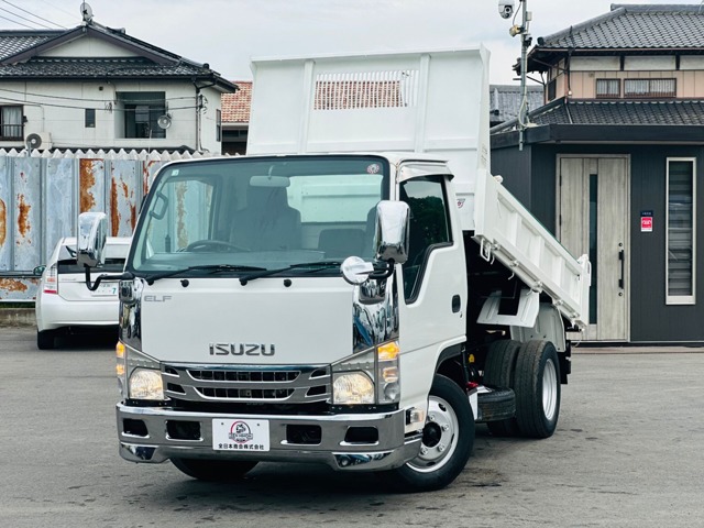 2012 Isuzu Elf