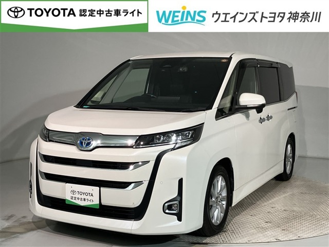 Toyota Noah 1