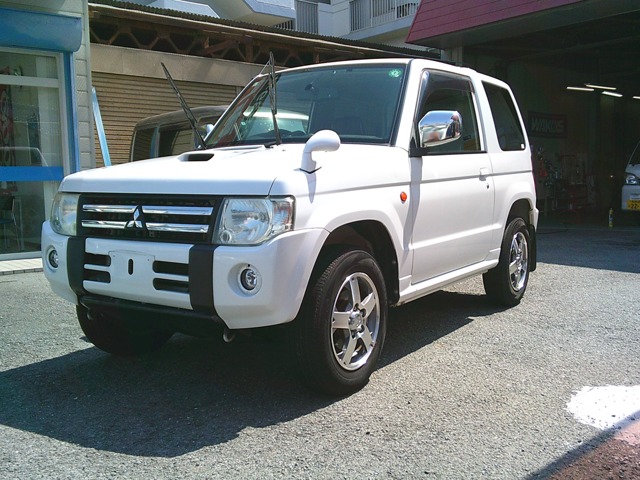 2011 Mitsubishi Pajero Mini