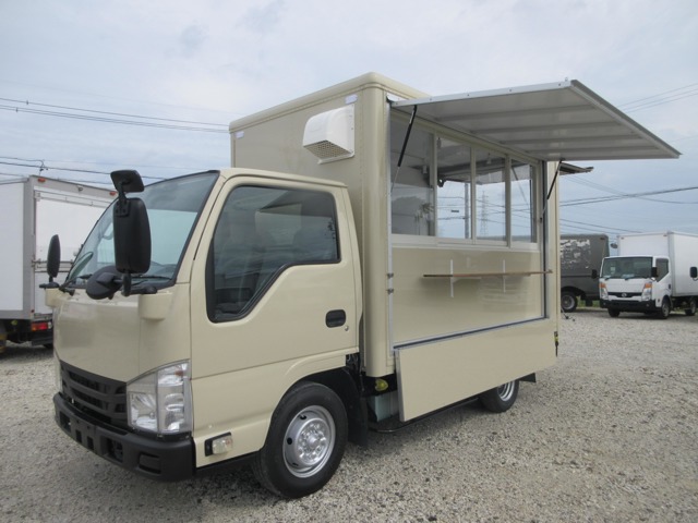 2016 Isuzu Elf