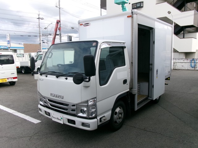 2021 Isuzu Elf