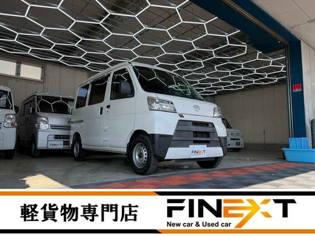 Daihatsu Hijet Cargo 2