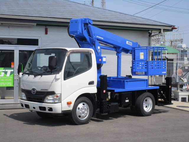 2014 Hino Dutro