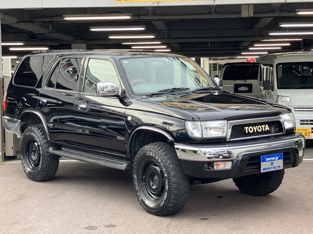 Toyota Hilux Surf 2