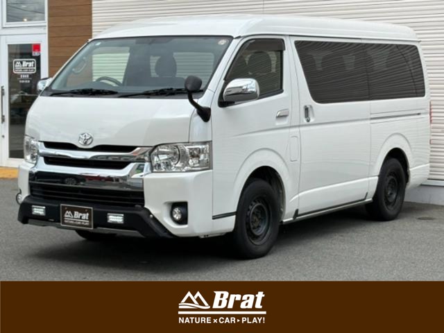 Toyota Hiace 1