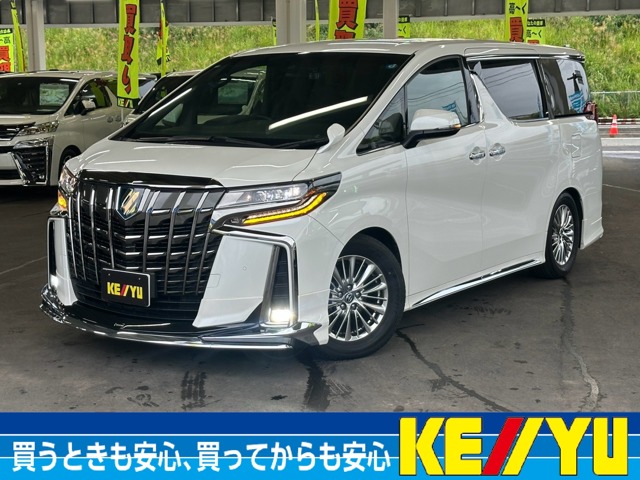 Toyota Alphard 1