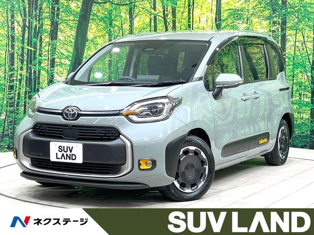 Toyota Sienta 1