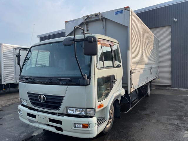 UD Trucks Condor 1
