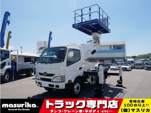 Hino Dutro 1
