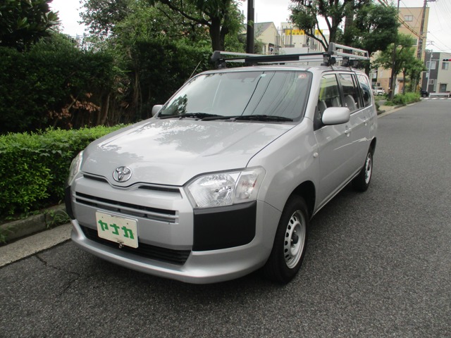 Toyota Succeed Van 1