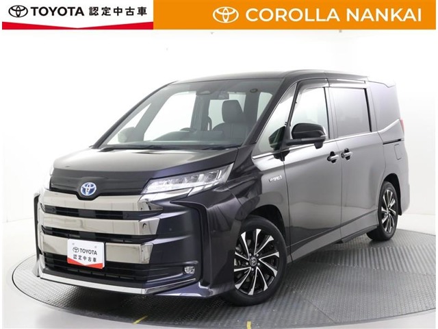 Toyota Noah 1