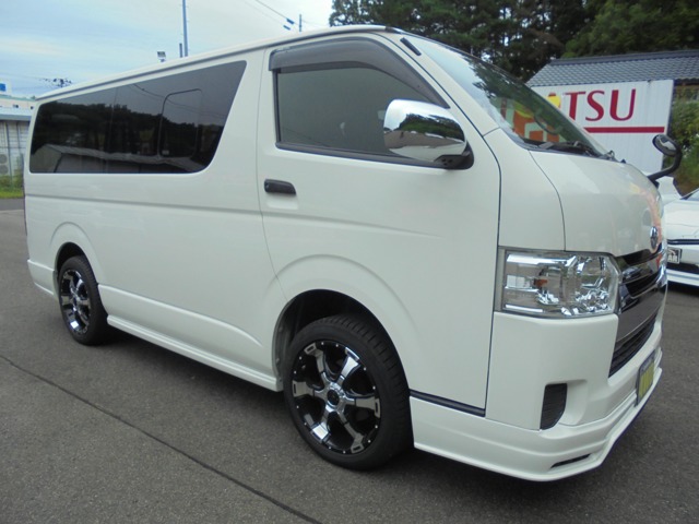 2015 Toyota Hiace Van