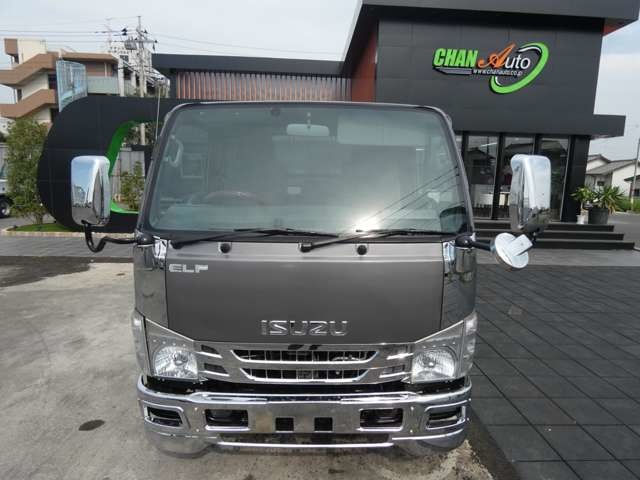 Isuzu Elf 2