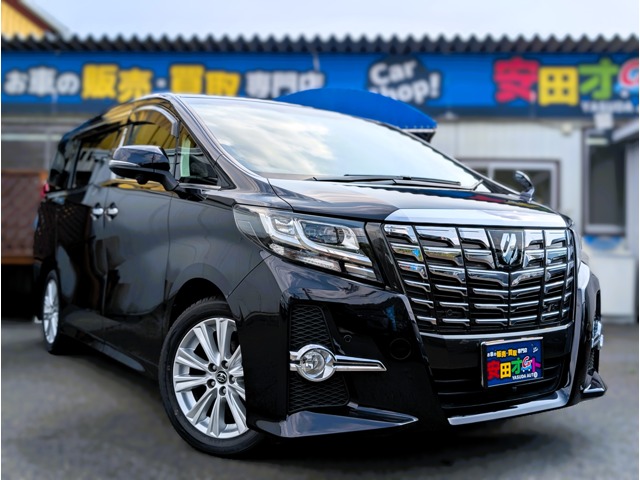 Toyota Alphard 1
