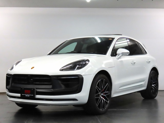 2022 Porsche Macan