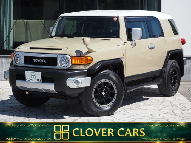 Toyota FJ Cruiser 2