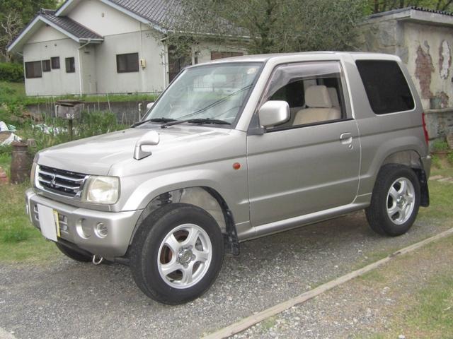 Mitsubishi Pajero Mini 1