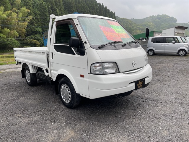 Mazda Bongo Truck 1