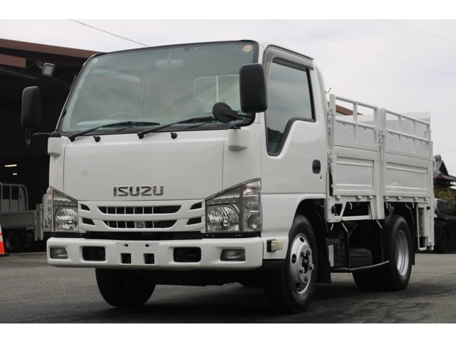 Isuzu Elf 1