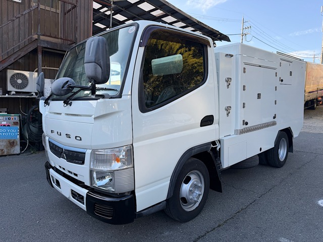 2017 Mitsubishi Fuso Canter