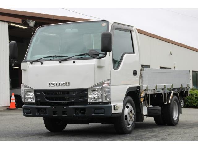 Isuzu Elf 1