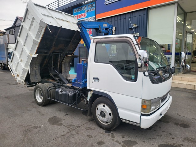 Isuzu Elf 1