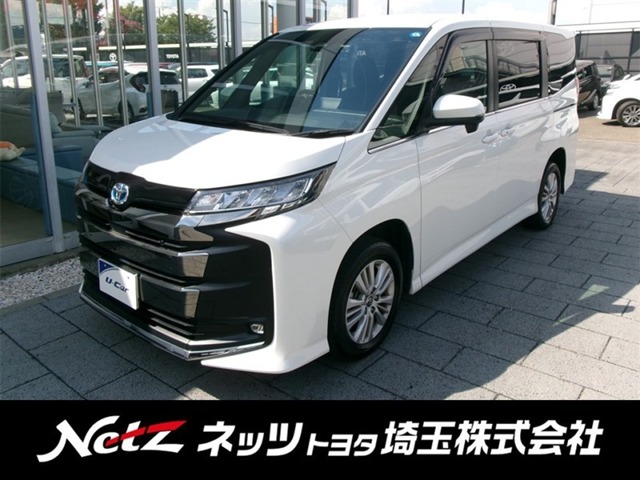 Toyota Noah 1