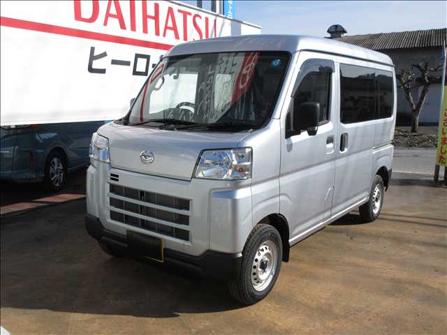 Daihatsu Hijet Cargo 1